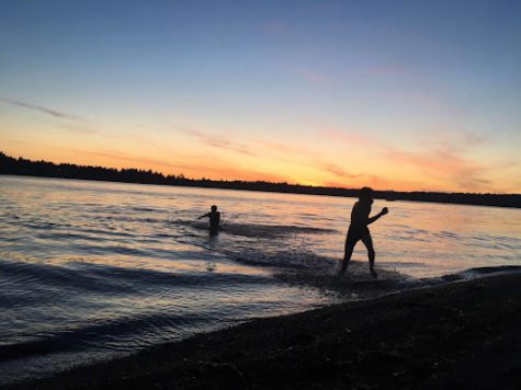 Making the most of a sunset this Summer at Burfoot Park. 