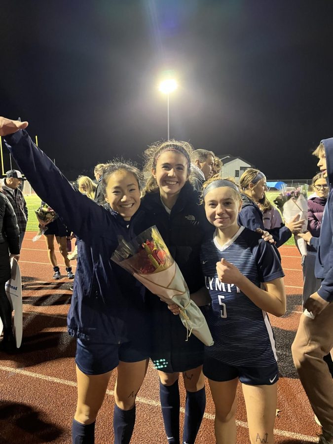 Eight soccer stars celebrated at senior night