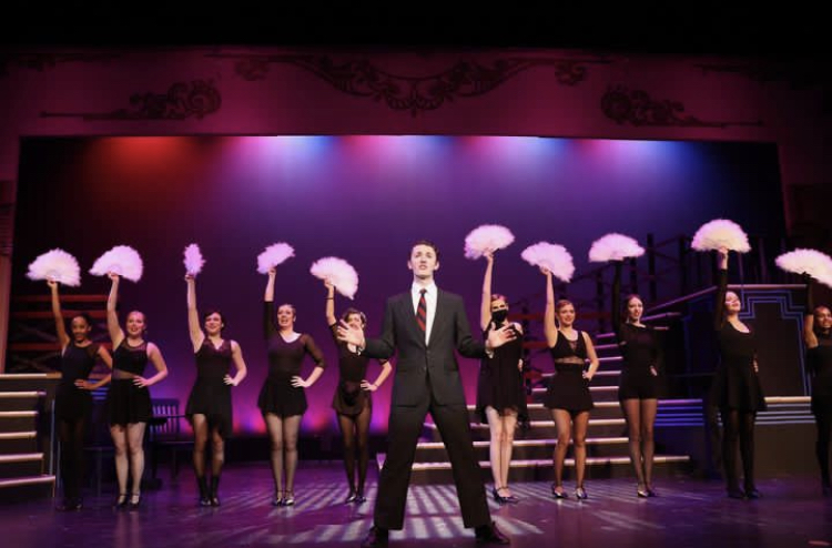 A spectacular moment within one of Billy Flynn's stellar songs. 