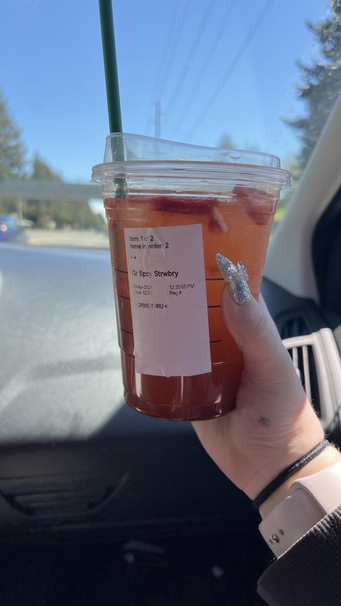 Spicy Starbucks refresher appears the same as the normal refresher but with a hint of extra spice.